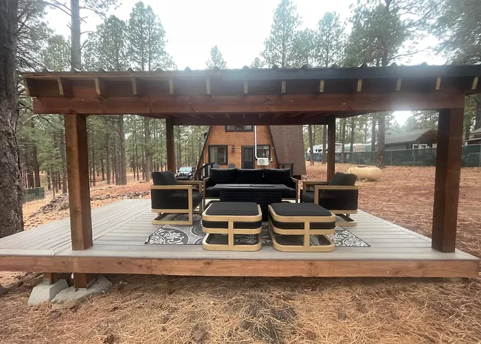 Grand Canyon Cabin! One Hour And 10 Minutes To The South Entrance!