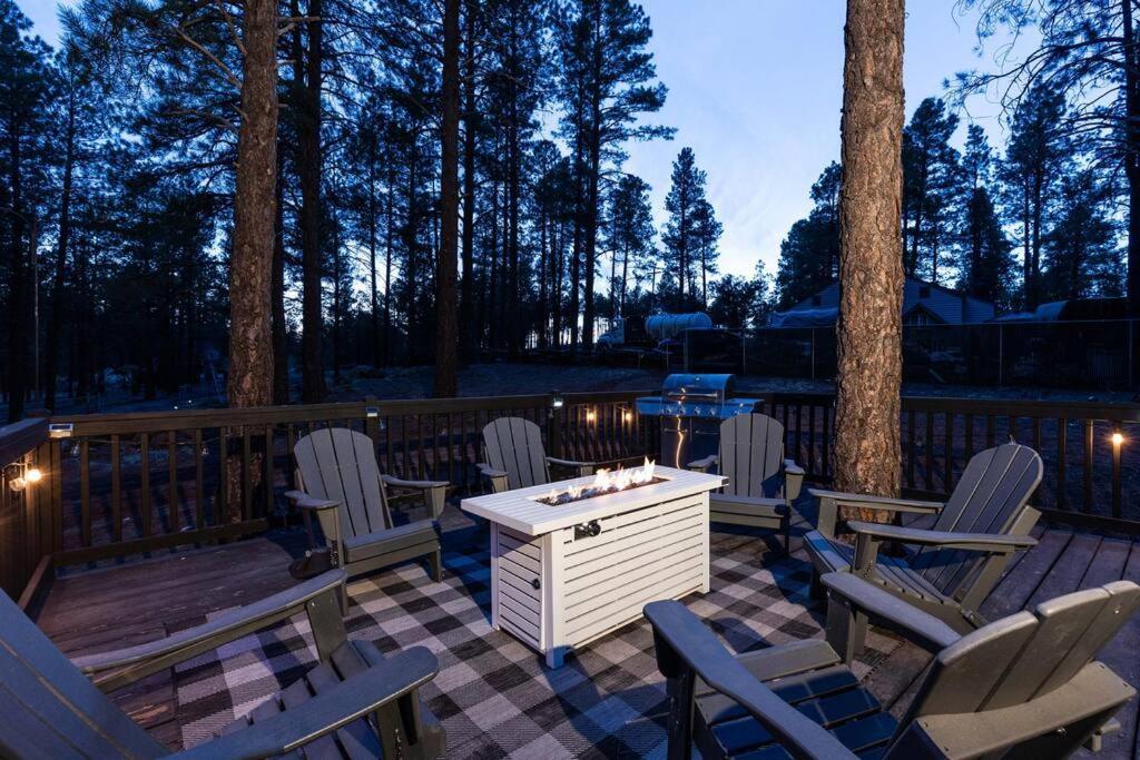 Hébergement de vacances Grand Canyon Cabin! One Hour And 10 Minutes To The South Entrance! *