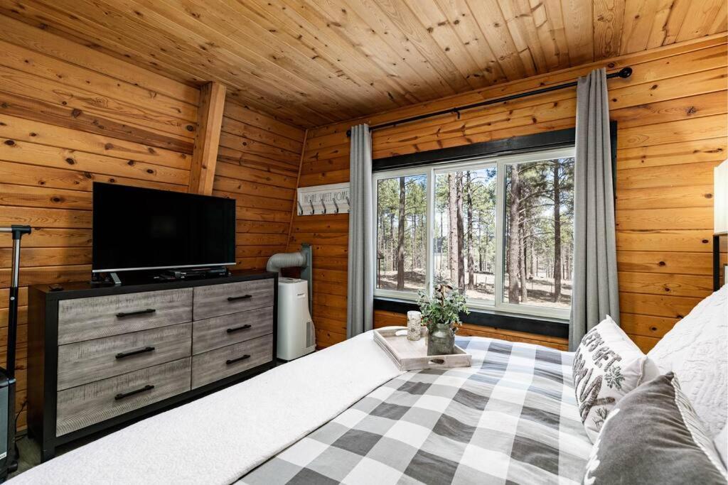 Grand Canyon Cabin! One Hour And 10 Minutes To The South Entrance! Hébergement de vacances *