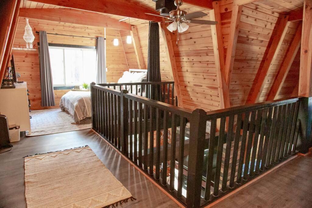 Grand Canyon Cabin! One Hour And 10 Minutes To The South Entrance! Hébergement de vacances