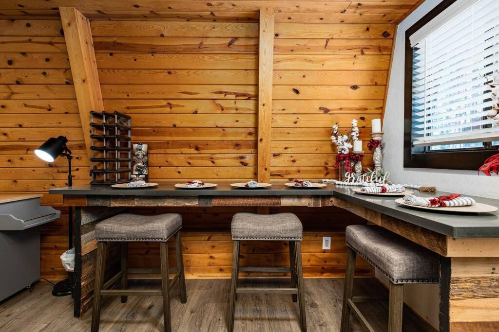 Hébergement de vacances Grand Canyon Cabin! One Hour And 10 Minutes To The South Entrance! *