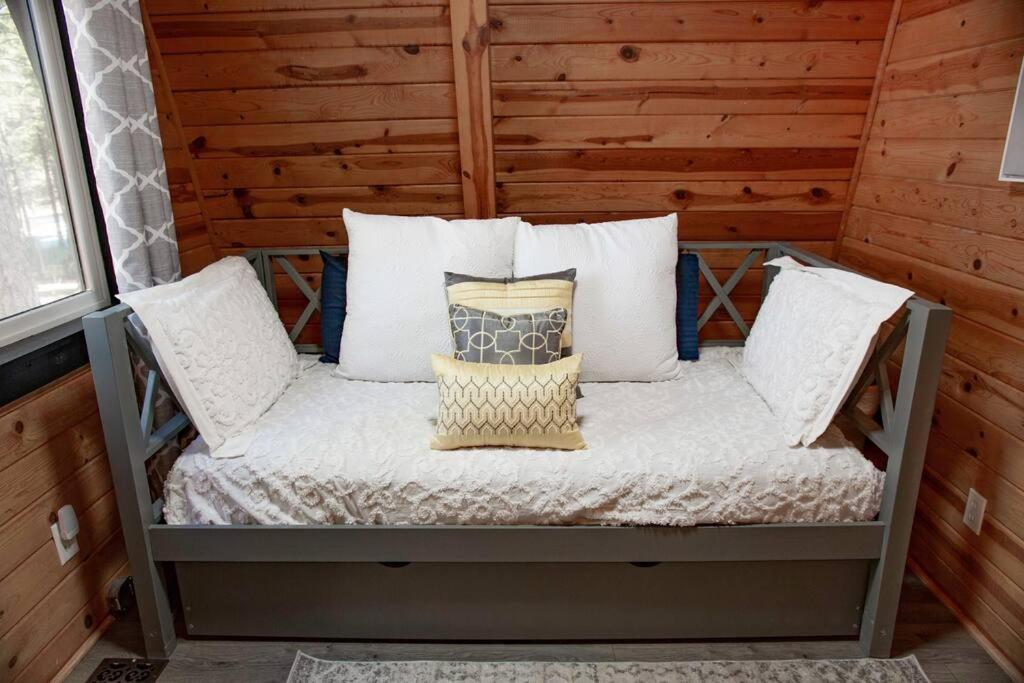 Grand Canyon Cabin! One Hour And 10 Minutes To The South Entrance! Hébergement de vacances