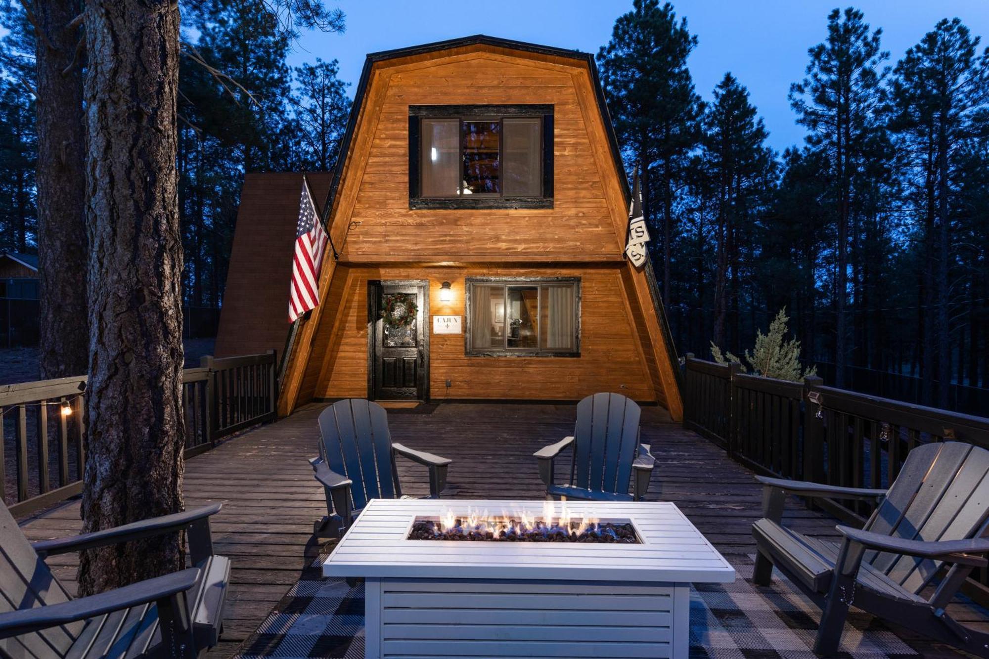 Grand Canyon Cabin! One Hour And 10 Minutes To The South Entrance! Williams